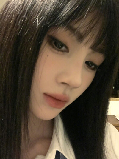 鞠婧祎