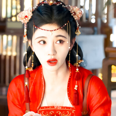 鞠婧祎