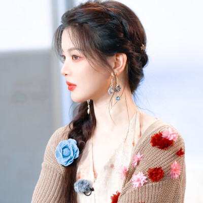 杨超越