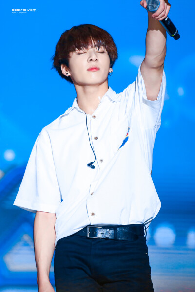 防弹少年团 田柾国
2014.12.07 TRB in Manila
©️RomanticDiaryJK