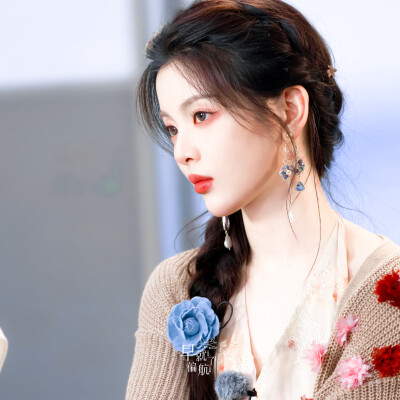 杨超越