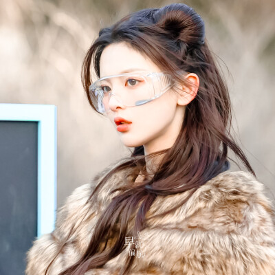 杨超越