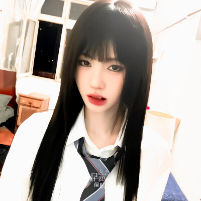 鞠婧祎