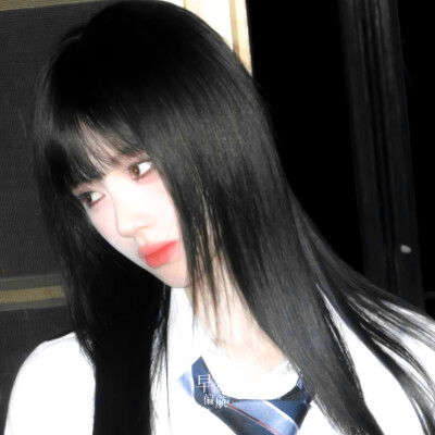 鞠婧祎