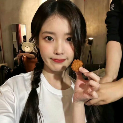 IU の 头像