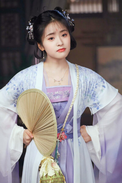 沈月