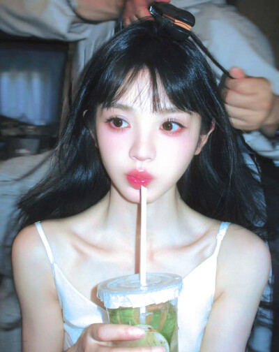田曦薇