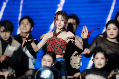 cr.Her_赵露思