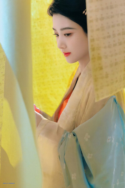 卢昱晓