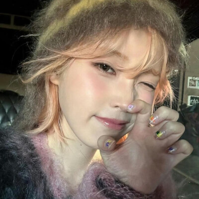 IU の 头像