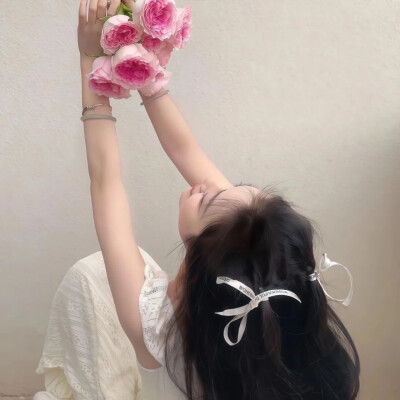  女头
