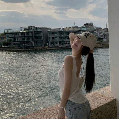 不露脸女头
