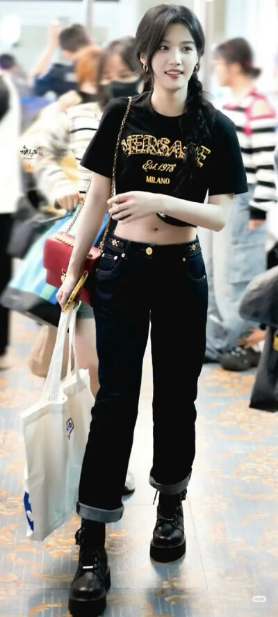 卢昱晓