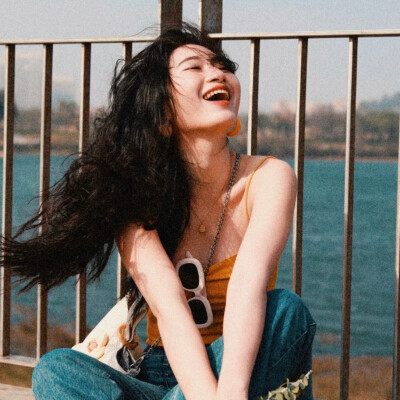 
ˢᵒᵐᵉ ˢᵗᵒʳⁱᵉˢ ᶜᵃⁿ'ᵗ ˢᵗᵃⁿᵈ ˡᵃᵗᵉʳ, ᵉˢᵖᵉᶜⁱᵃˡˡʸ ᶠᵉᵉˡⁱⁿᵍˢ·
有些故事经不起后来 特别是感情。
女头/by拟黎