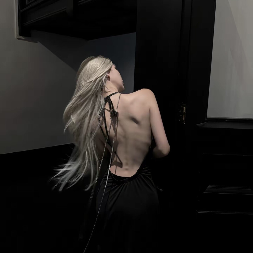·集·