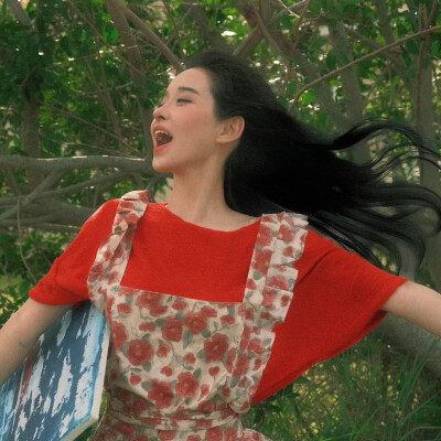  闺蜜头像
