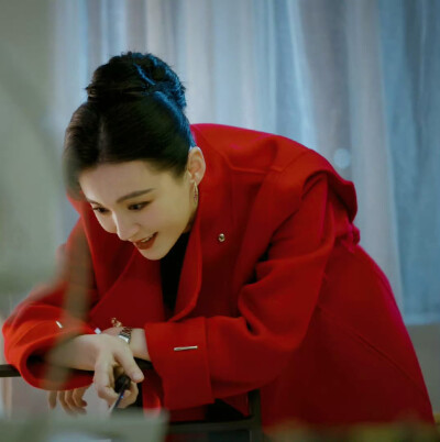 毛林林