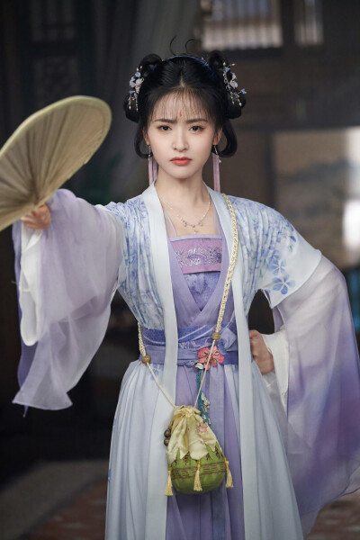 沈月