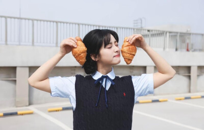 沈月