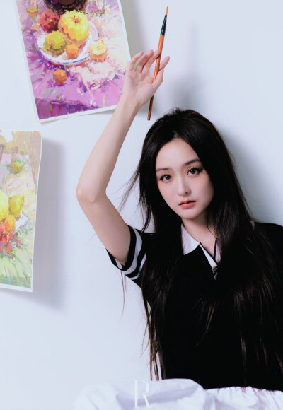 何泓姗