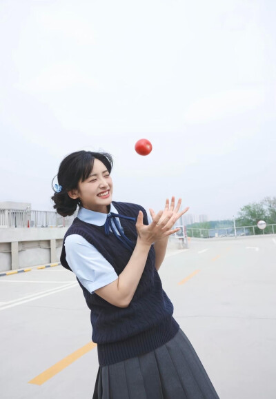 沈月