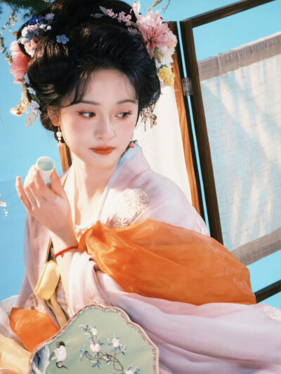 沈月