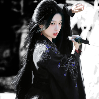 一句此生不换 招摇我百转千凡