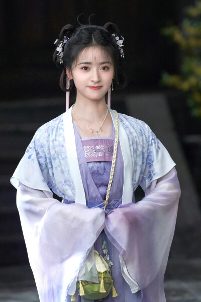 沈月