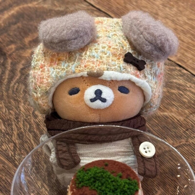 (>﹏<)