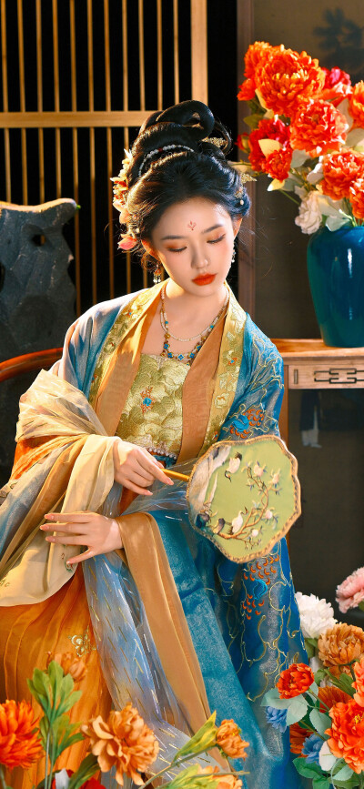 林允