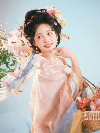 沈月