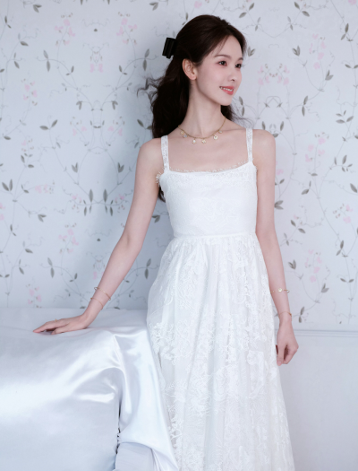陈都灵