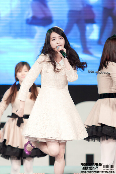IU