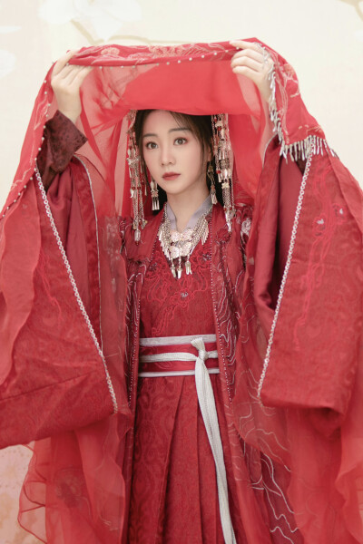 落花时节又逢君 红凝
