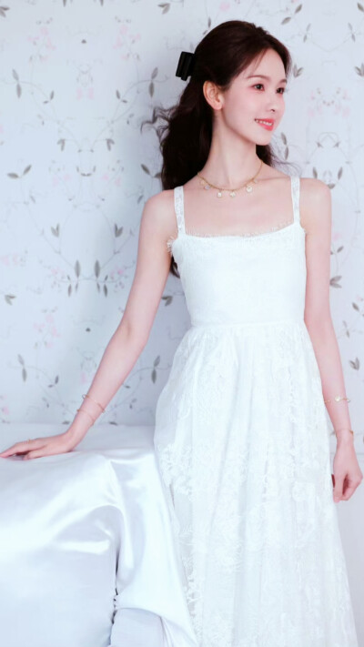 陈都灵