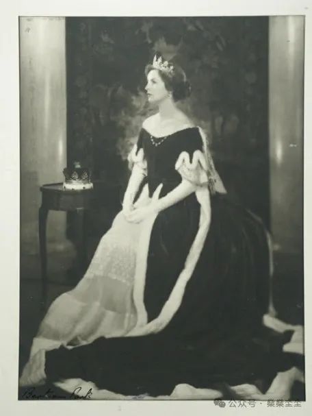 黛博拉-米特福德