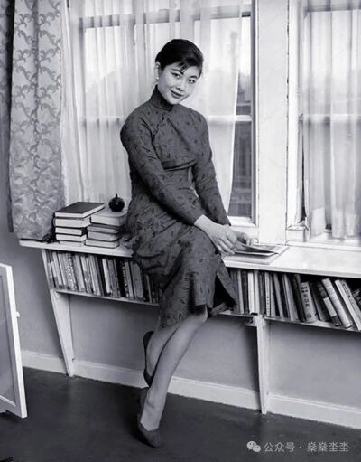 年轻时的周采芹