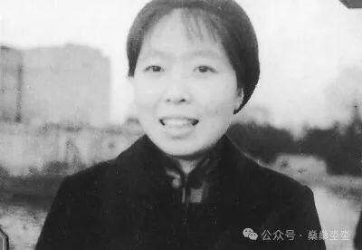 萧 红