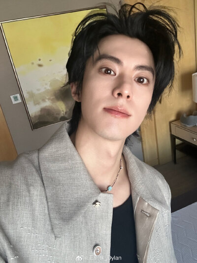 王鹤棣