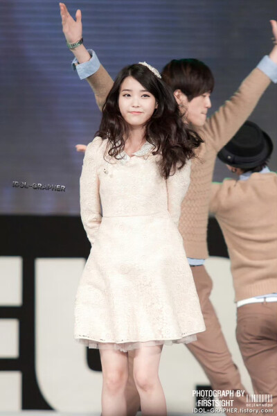 IU