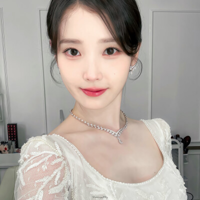 李知恩