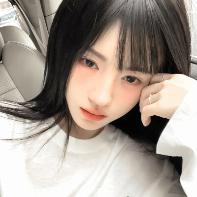 鞠婧祎