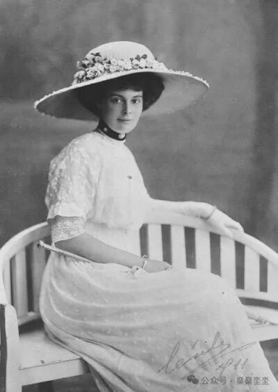 塞西莉，1906年前后