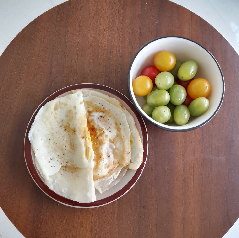 1.25 蛋饼 小番茄