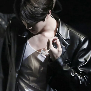 天真以为是他的独特品味