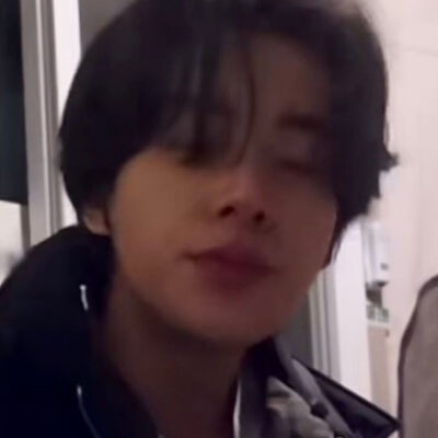 沈载伦
