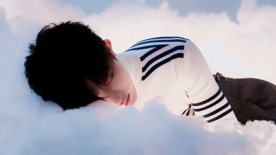 苏新皓 橙光素材 剧情图
@月雾_Ophilia 自截修 抱图收藏专辑