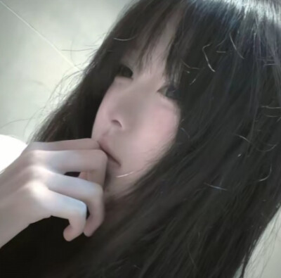 清冷女头