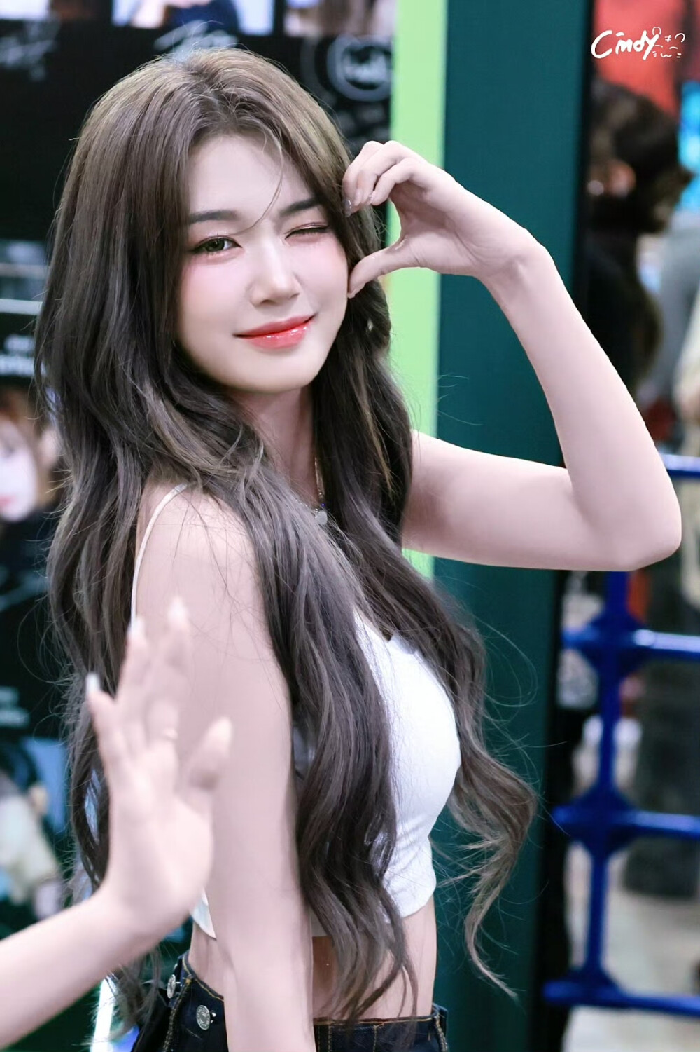 孔裕彬 S8
cr.Bin_C1ndy_u