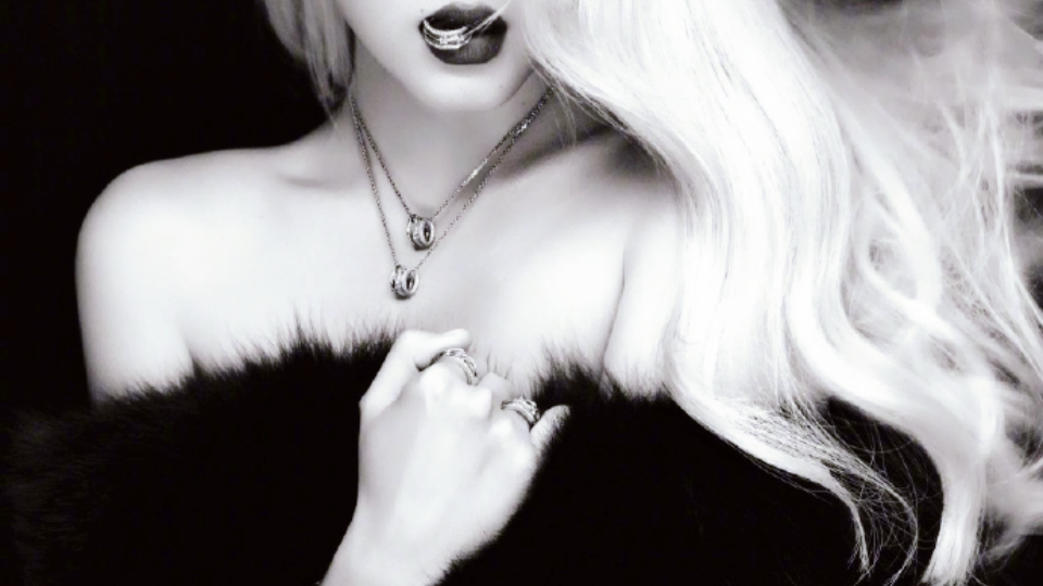 橙光女主-关晓彤工作室
需要1280×720尺寸的请dd，我会新开专辑更新新图片